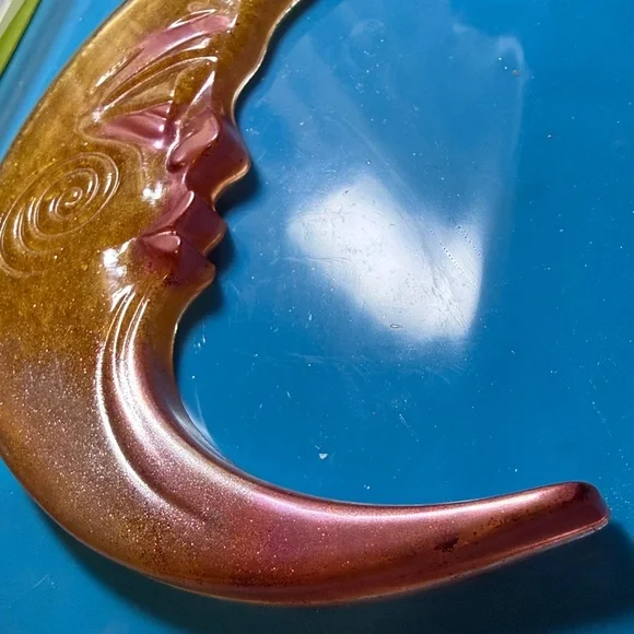Unique Resin Gold Crescent (Left)Moon Wall Decor - Picture 11 of 15